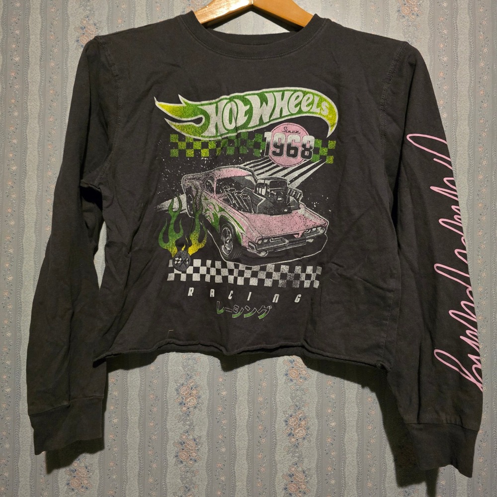 Hot Wheels Tops Small Long Sleeve Crop Womens Black Racing Graphic Raw Hem Tee